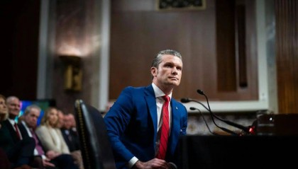 美防长又渲染“中国军事威胁”，外交部：不要有“受迫害妄想症”