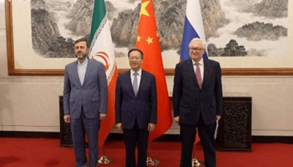 头条新闻 | 中俄伊北京会晤达成重磅声明：终结单边制裁，力挺伊朗和平核计划