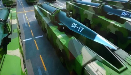 一枚东风-17，扛起中国军事六年的真进步