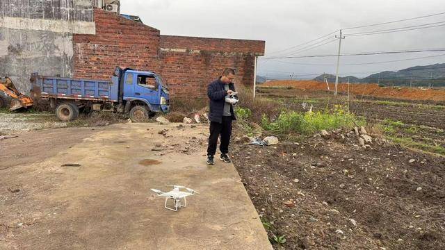 道县四马桥镇：科技赋能耕地保护 航拍核查守牢“饭碗田”