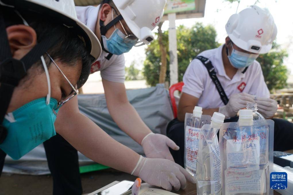 中国云南救援医疗队驰援受损严重的内比都医院