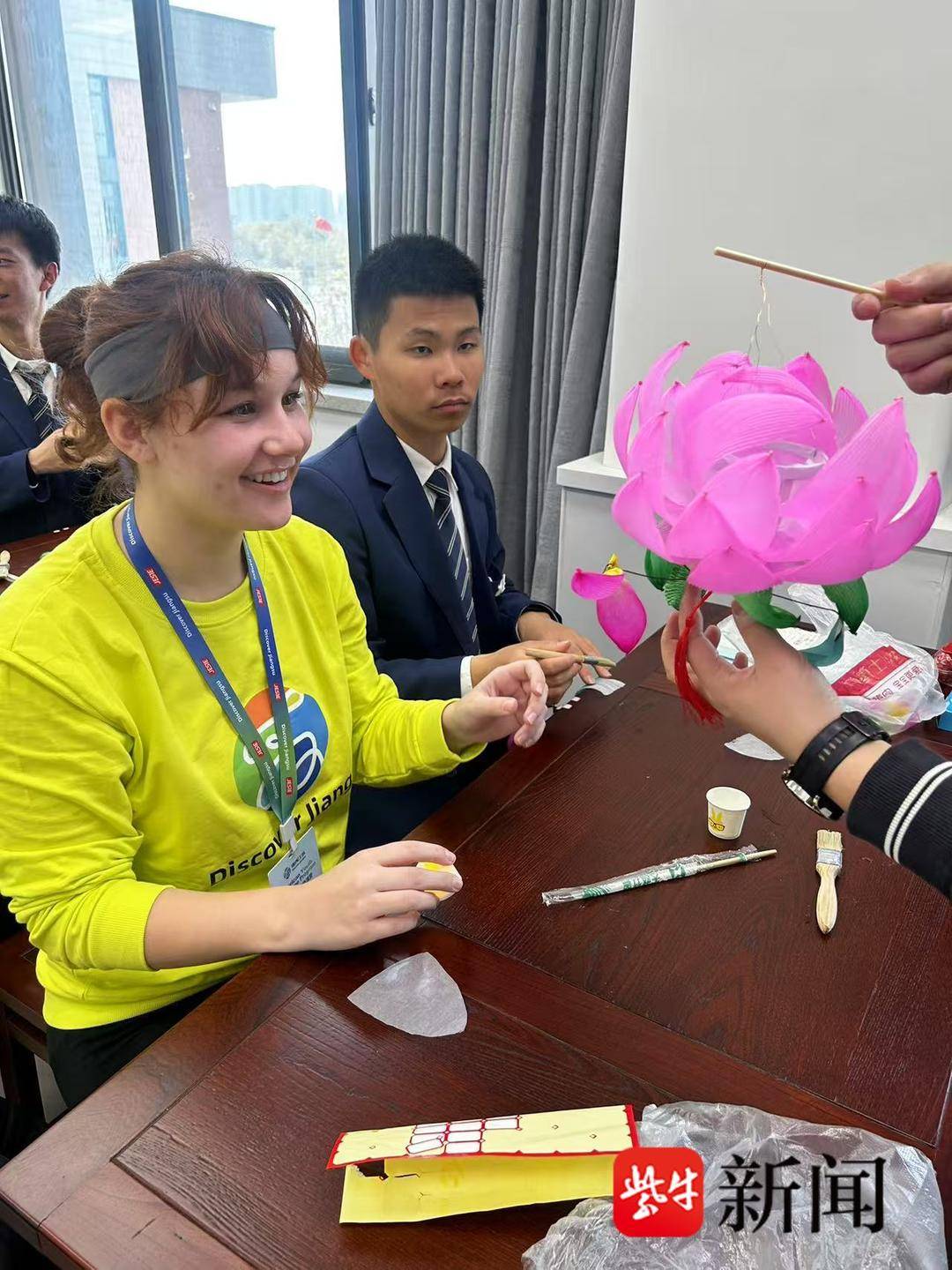 “江苏教育了不起！” “锦绣江苏·美国青少年交流营”走进金陵中学