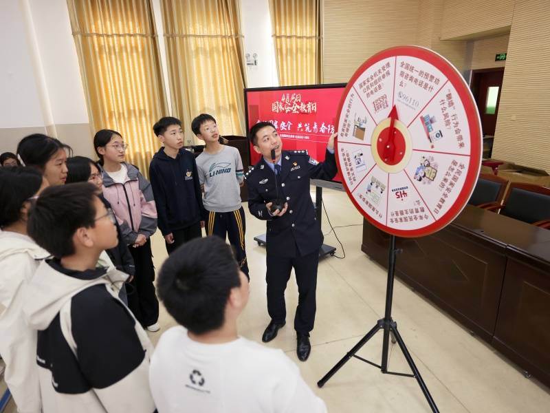 江苏泰州：国家安全教育“零距离”