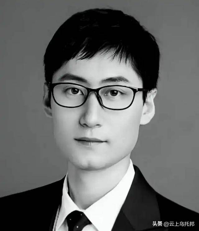 解放军智能技术专家冯旸赫，下班后曾意外死亡，中国军事再遭重创