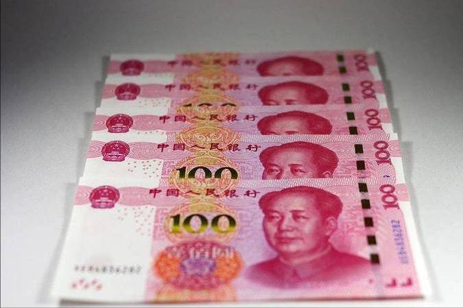 全球货币战打响！美元强势施压，多国货币贬值，为啥人民币能上涨